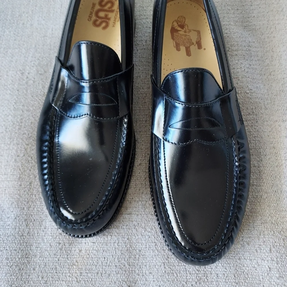 SAS Men's Black Patent Leather Loafers